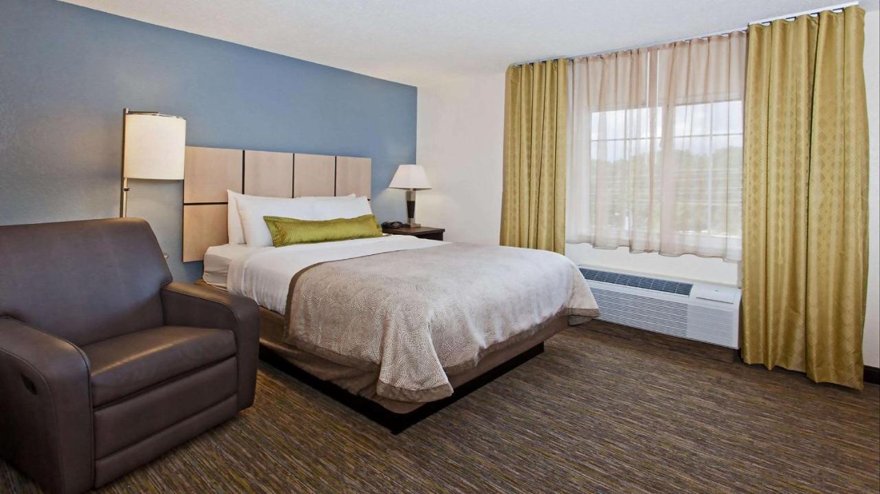 Mainstay Suites- Kansas City Оверленд Парк Экстерьер фото